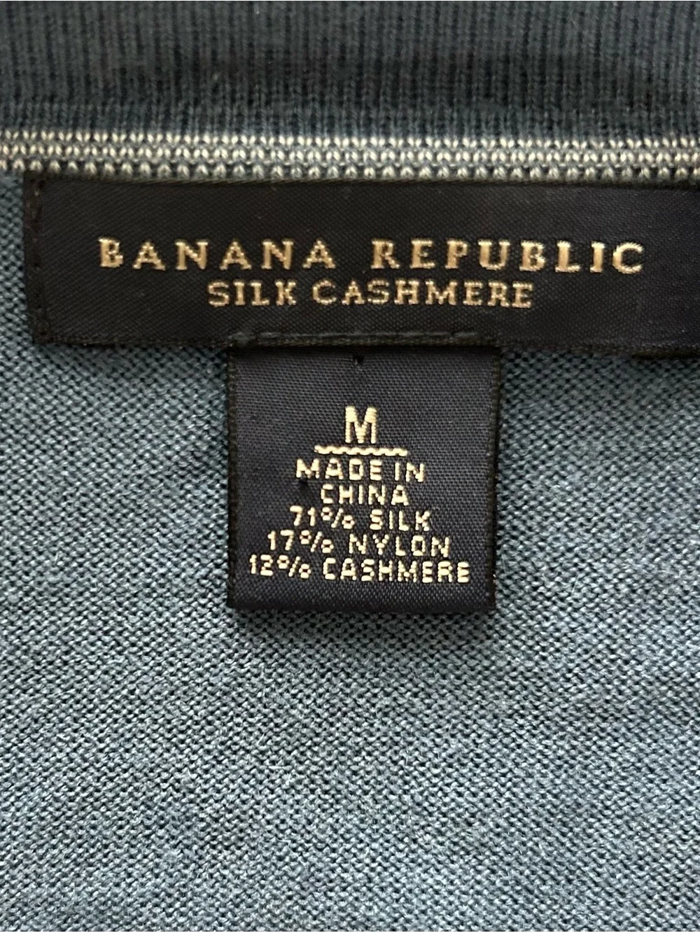 Banana Republic Men's V-Neck Sweater Silk Cashmere Blue